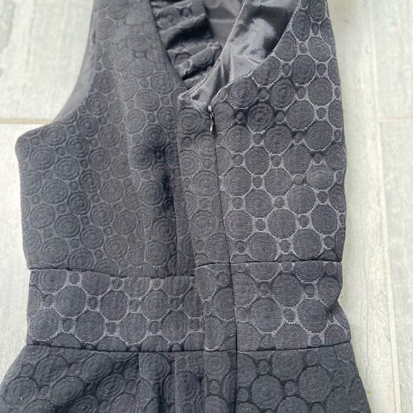 Just Taylor V-Neck Ruffle Collar Textured A-Line Mini Dress Black Size 4P - Picture 6 of 13